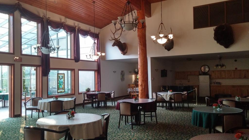 Greenwood Village Inn & Suites Kalispell Exterior photo